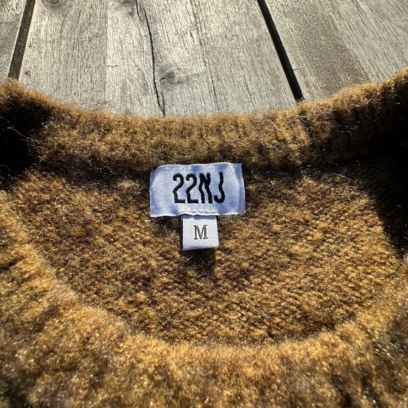 TUTUNJ LA Brown MOHAIR Crewneck Sweater - Picture 3 of 3